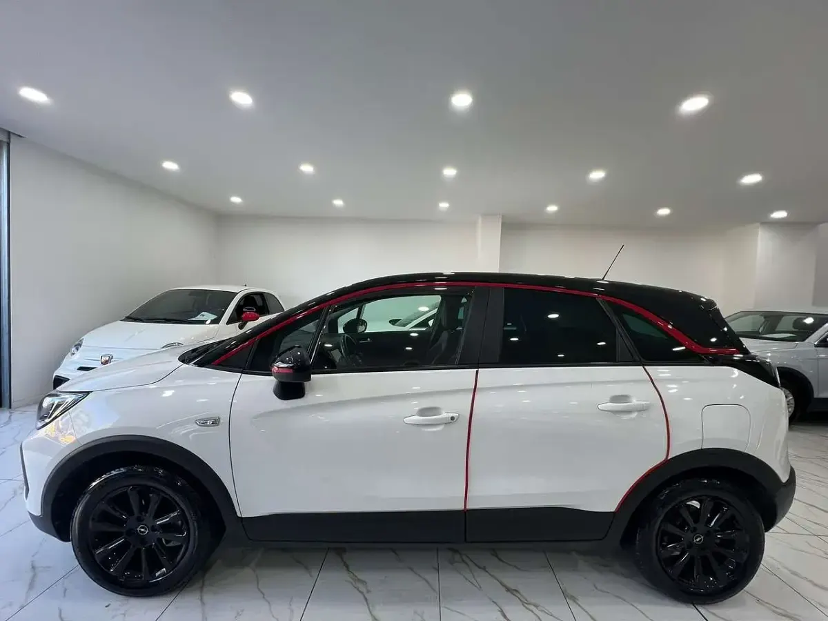 Usata Opel Crossland Elegance 83 CV (61 kW) 2021 Bianco SUV