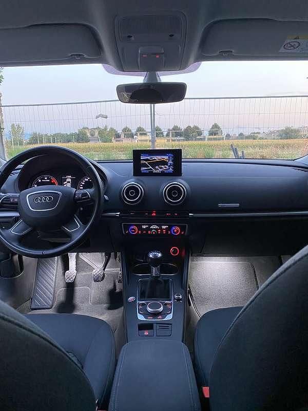Usata Audi A3 Young 110 CV (80 kW) 2016 Berlina