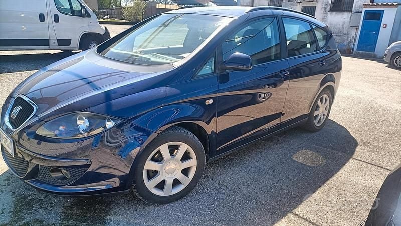 Usata Seat Altea XL 2007 Blu Monovolume