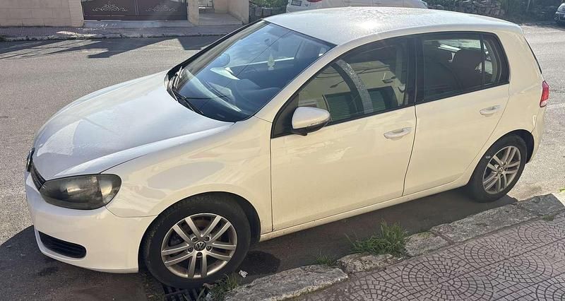 Usata VW Golf VII Comfortline 105 CV (77 kW) 2012 Bianco Berlina