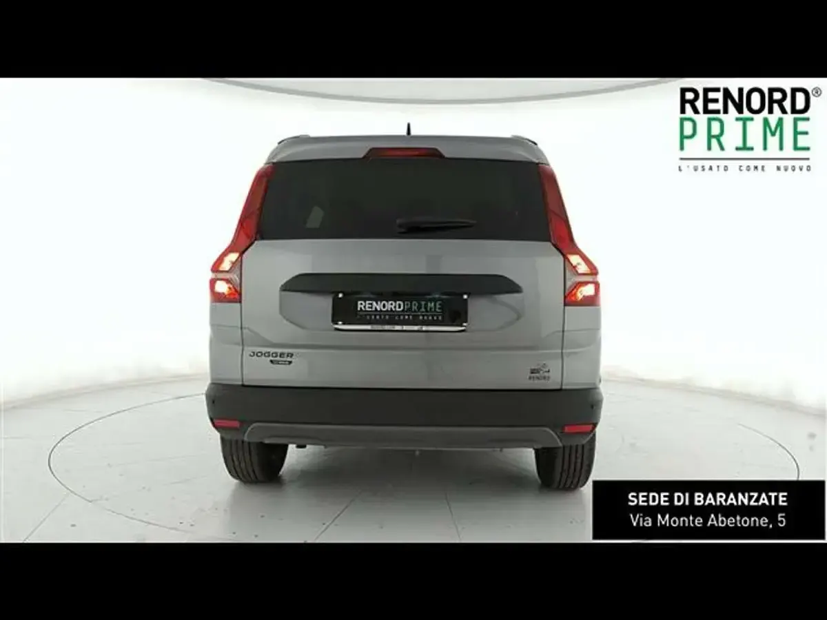 Usata Dacia Jogger Extreme 94 CV (69 kW) 2023 Grigio chiaro Monovolume