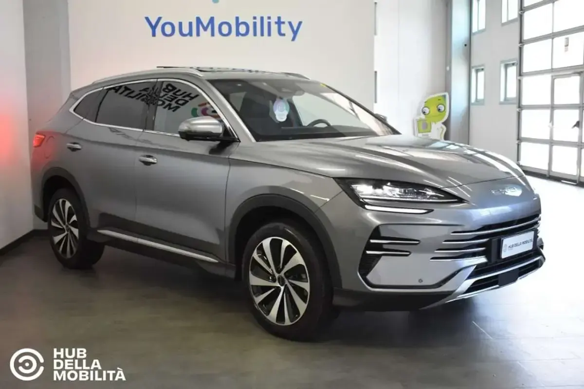 Usata BYD Seal U Boost 98 CV (72 kW) 2025 Grigio SUV