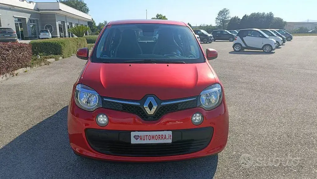 Usata Renault Twingo SE 69 CV (50 kW) 2014 Rosso Utilitaria