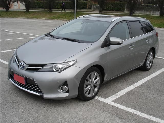 Toyota auris sw