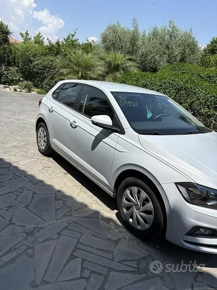 Usata VW Polo 65 CV (47 kW) 2019 Bianco Utilitaria