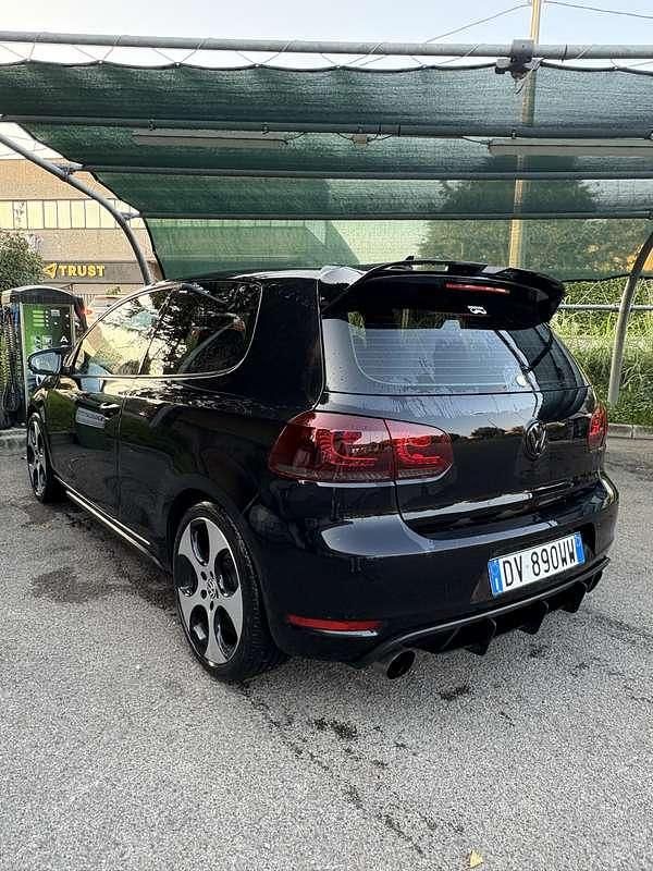 Usata VW Golf GTI 211 CV (155 kW) 2009 Berlina