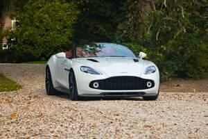 Usata Aston Martin Vanquish 600 CV (441 kW) 2017 Bianco Cabrio