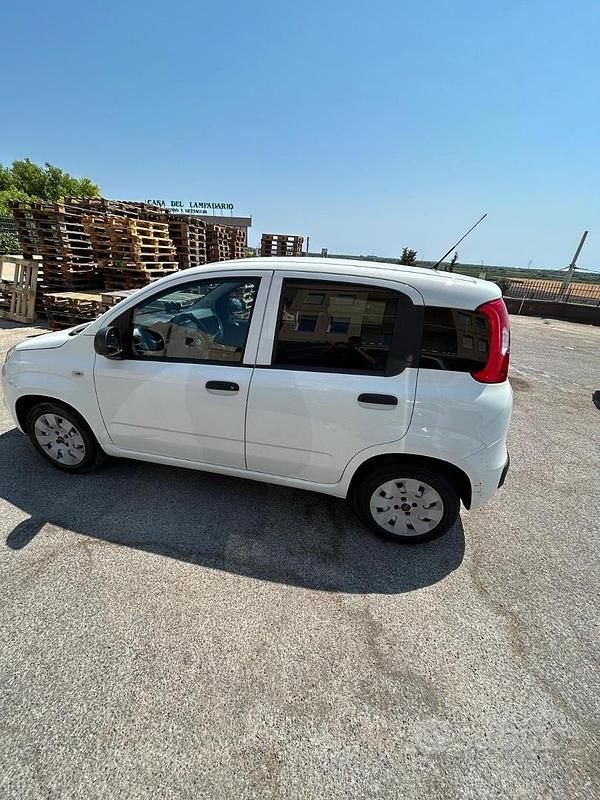Usata Fiat Panda 80 CV (58 kW) 2016 Utilitaria
