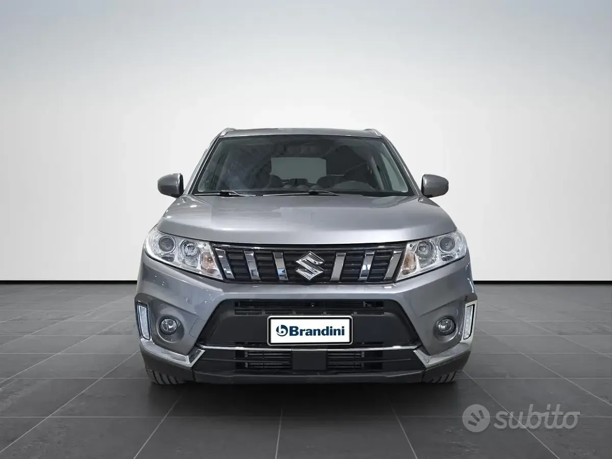 Usata Suzuki Vitara 112 CV (82 kW) 2018 Grigio SUV