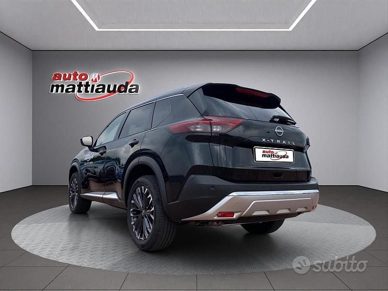 Nuova Nissan X-Trail Tekna 163 CV (119 kW) 2025 Nero SUV