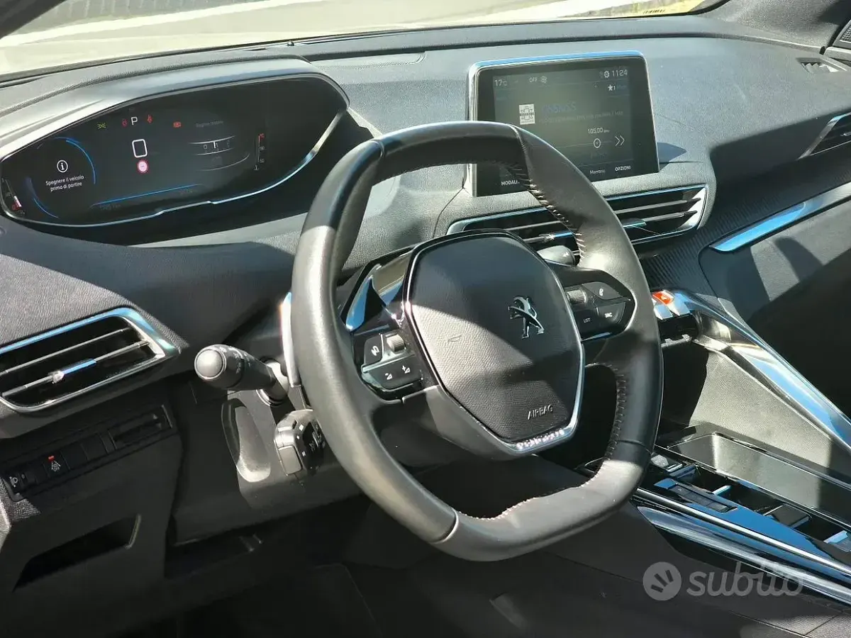 Usata Peugeot 3008 S 131 CV (96 kW) 2024 SUV