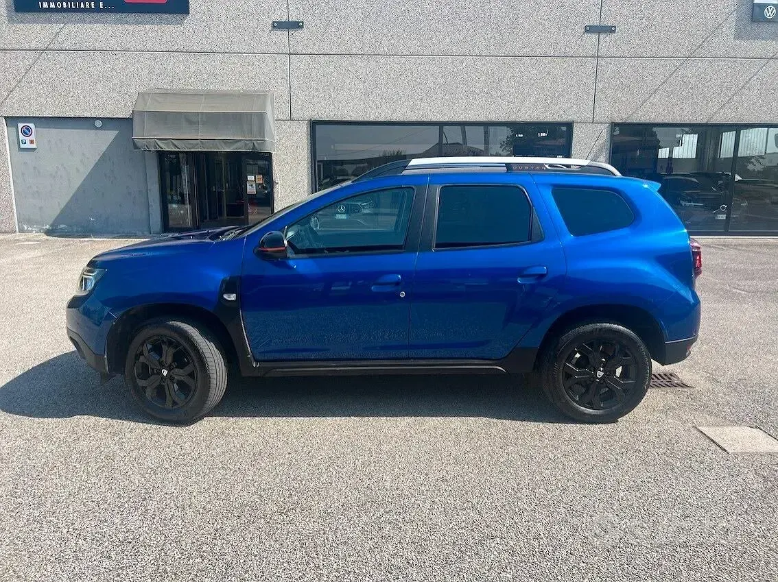 Usata Dacia Duster Extreme 101 CV (74 kW) 2022 Bluazzurro SUV
