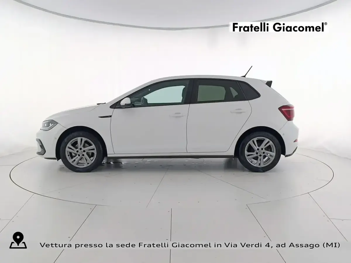 Usata VW Polo R-line 95 CV (69 kW) 2023 Pure white Utilitaria