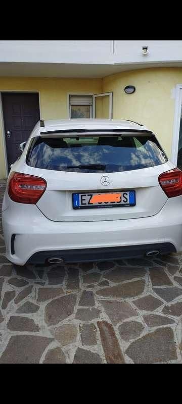 Usata Mercedes 180 Premium 109 CV (80 kW) 2015 Bianco Berlina