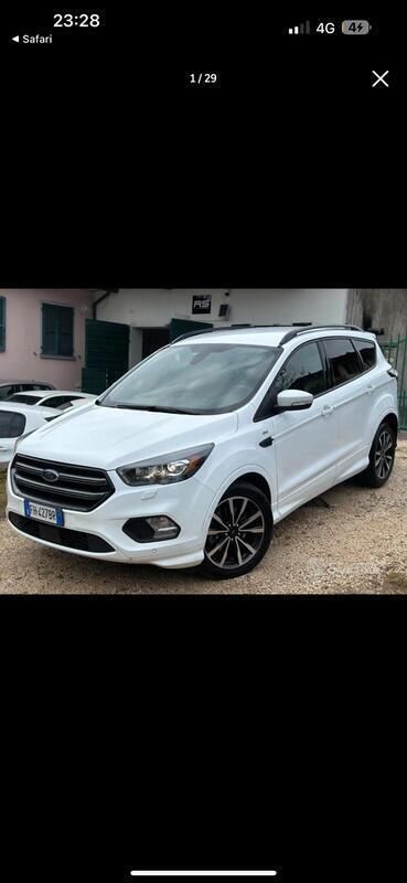 Bianco Usata 2017 Ford Kuga S SUV | 13.990 € (Cara) - Immagine 1/4