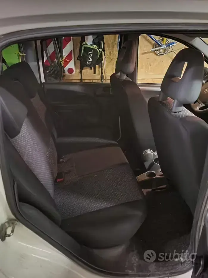 Usata Renault Espace 175 CV (128 kW) 2011 Grigio Monovolume