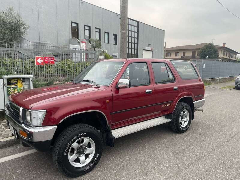 Usato 1992 Toyota 4 Runner 2.4 Diesel 90 CV (11.500 €)