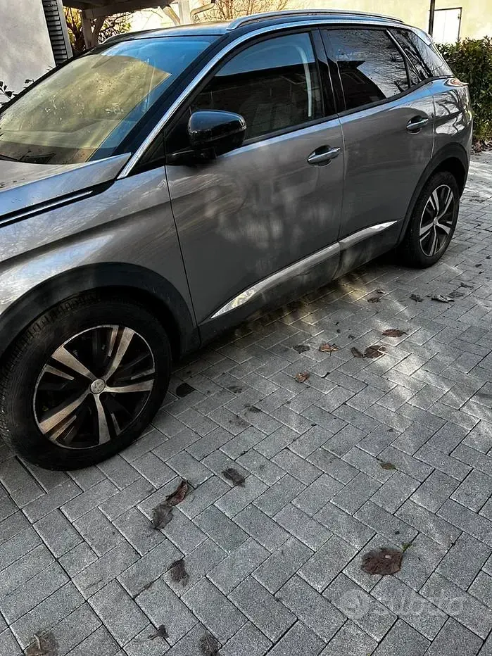 Usata Peugeot 3008 Active 120 CV (88 kW) 2018 Grigio SUV