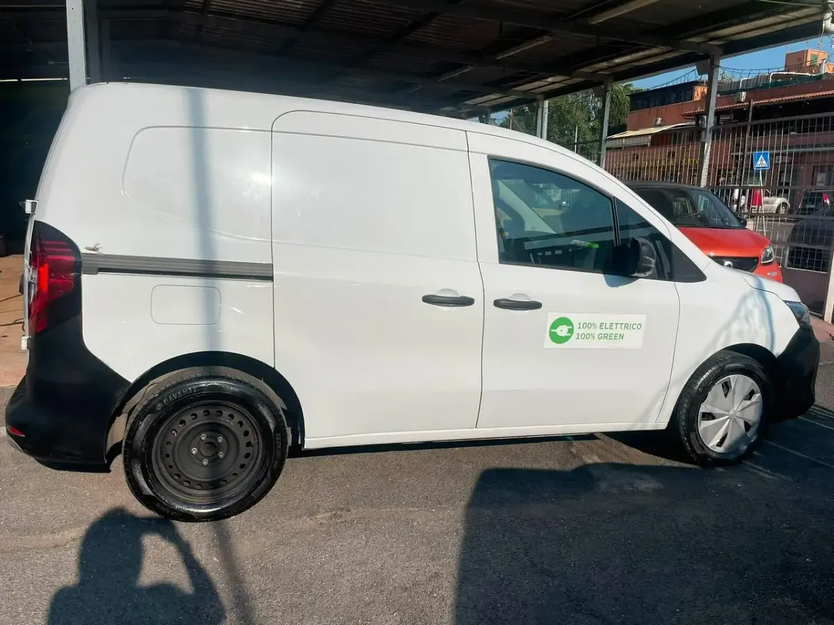Usata Nissan Townstar N-Connecta 50 kW (69 CV) 2023 Bianco Furgone