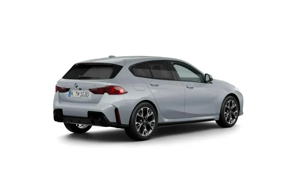 Nuova BMW 118 Performance 150 CV (110 kW) 2026 Grigio Utilitaria