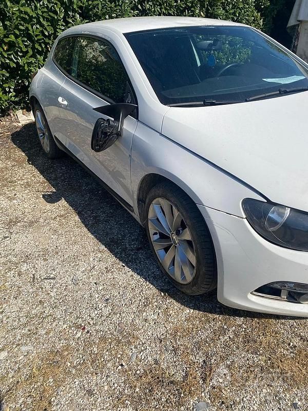 Begagnad VW Scirocco 160 HK (117 kW) 2010 Sportkupé