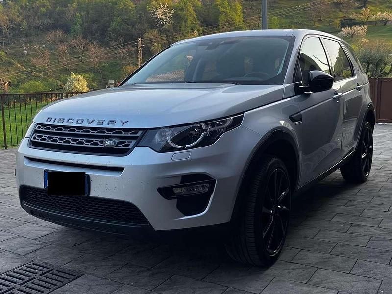 Argento Usata 2019 Land Rover Discovery Sport SUV | 17.000 € (Buon prezzo) - Immagine 1/4