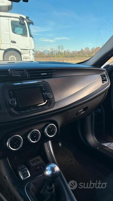 Usata Alfa Romeo Giulietta 120 CV (88 kW) 2015 Berlina