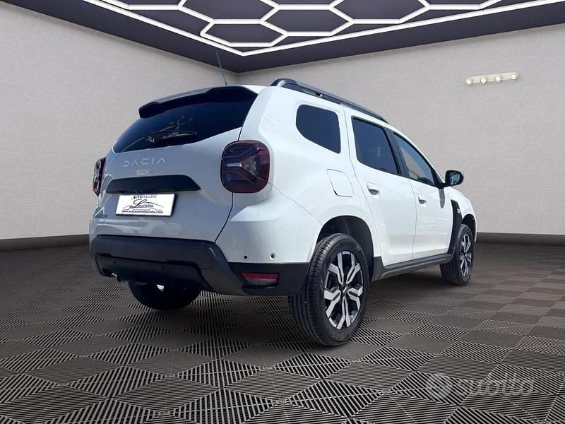 Usado Dacia Duster Journey 101 CV (74 kW) 2022 Blanco SUV