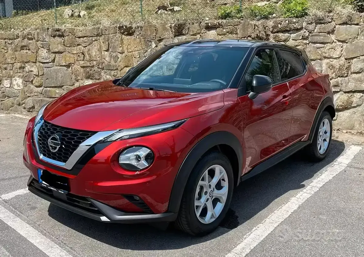 Usata Nissan Juke N-Connecta 114 CV (83 kW) 2022 Rosso SUV