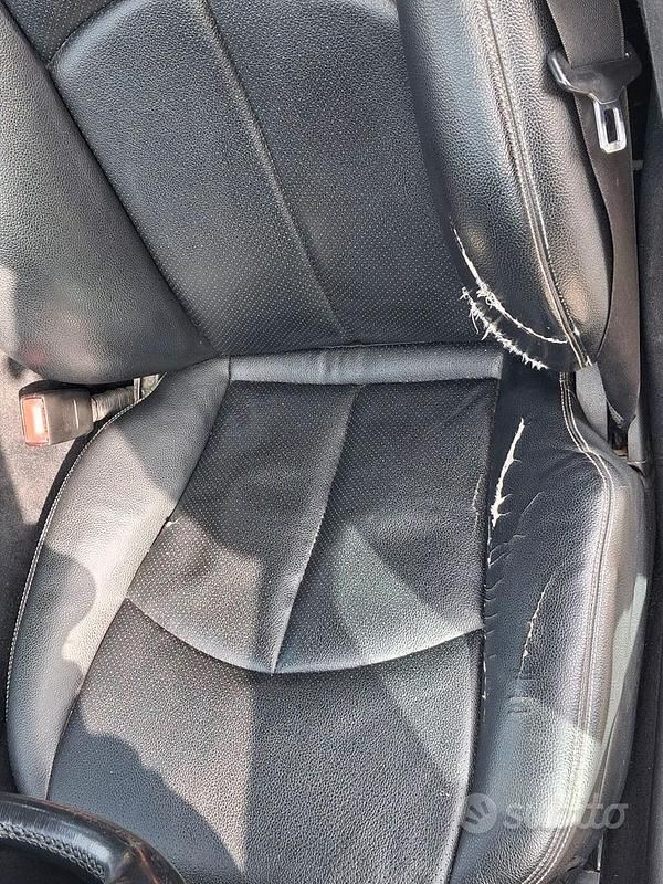 Begagnad Mercedes E320 204 HK (150 kW) 2008 Svart Kombi