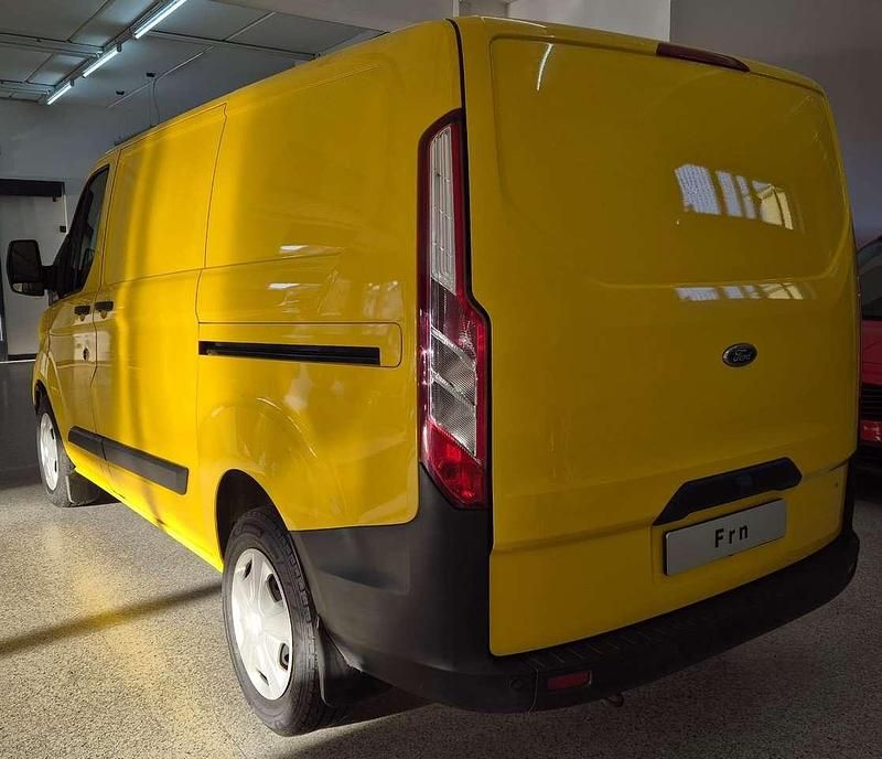 Usata Ford Transit Custom Trend 131 CV (96 kW) 2022 Giallo Furgone