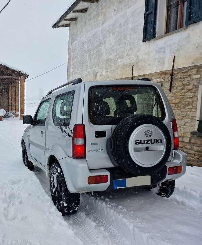 Usata Suzuki Jimny 82 CV (60 kW) 2004 SUV