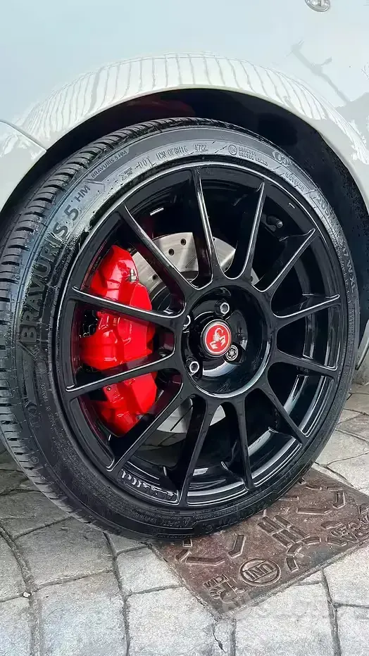 Usata Abarth 500C Esseesse 100 CV (73 kW) 2013 Cabrio