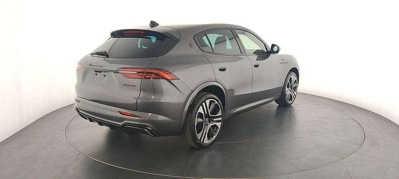 Usata Maserati Grecale Folgore 409 kW (557 CV) 2024 Grigio SUV