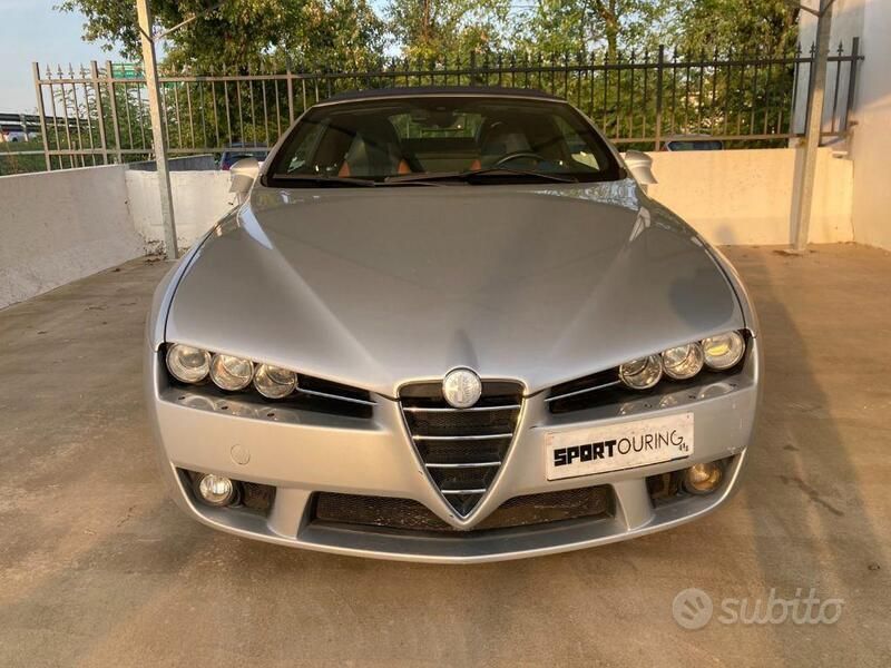 Usata Alfa Romeo Spider 260 CV (191 kW) 2007 Argento Cabrio