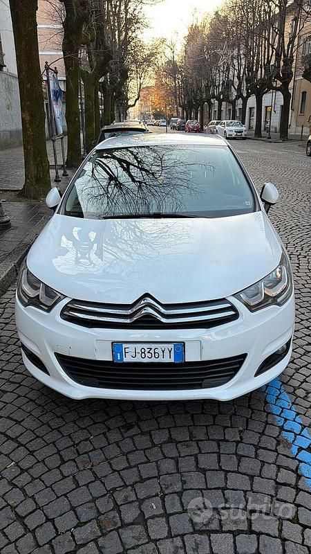 Bianco Usata 2017 Citroën C4 Tre volumi | 3800 € (Super prezzo) - Immagine 1/4