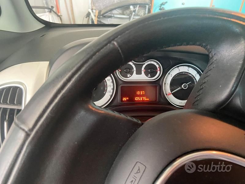 Usata Fiat 500L 105 CV (77 kW) 2016 Bianco Monovolume