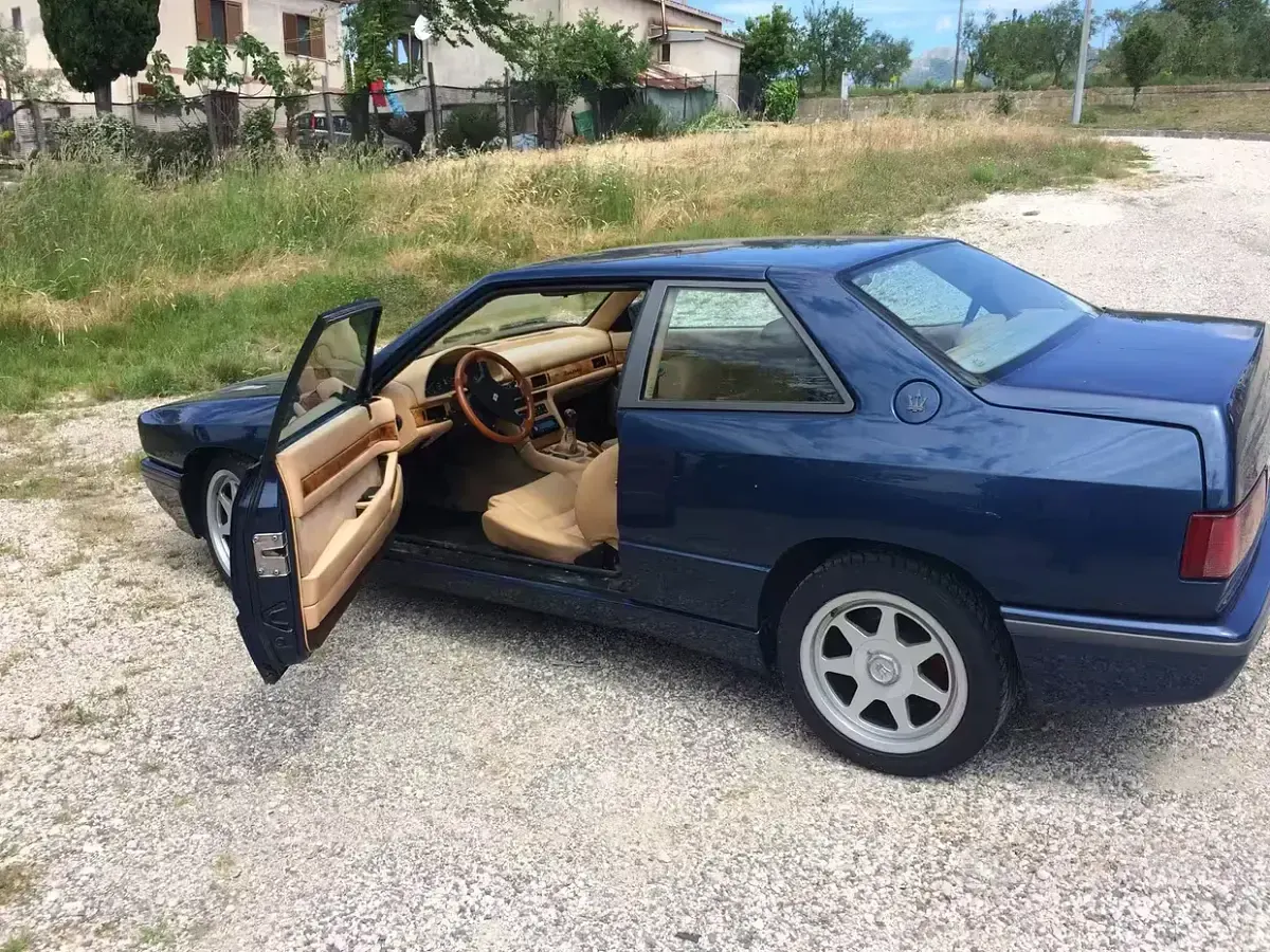 Usata Maserati Ghibli 306 CV (225 kW) 1994 Bluazzurro Coupé