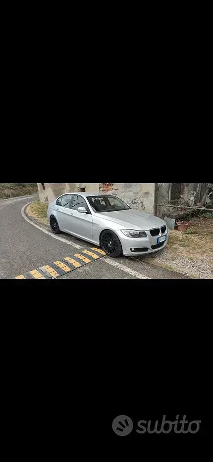 Usata BMW 320 Efficient Dynamics 177 CV (130 kW) 2009 Grigio Berlina