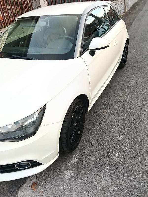 Usata Audi A1 90 CV (66 kW) 2012 Bianco Utilitaria