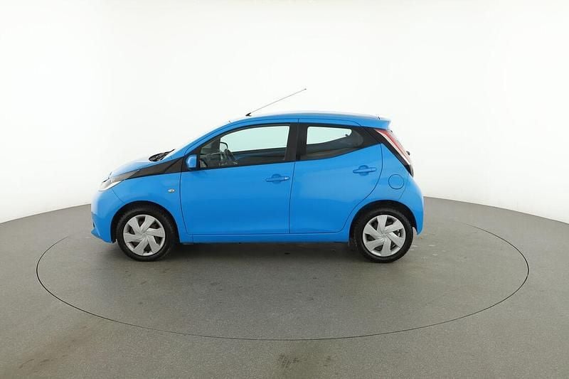 Usata Toyota Aygo Cool 70 CV (51 kW) 2016 Blu Utilitaria