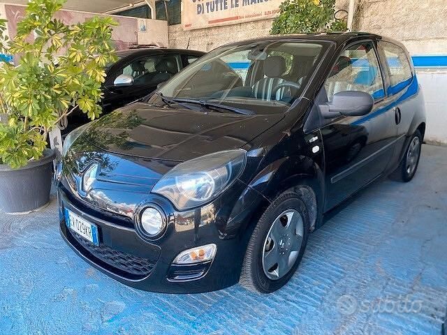 Usata Renault Twingo Night&Day 75 CV (55 kW) 2014 Nero Utilitaria