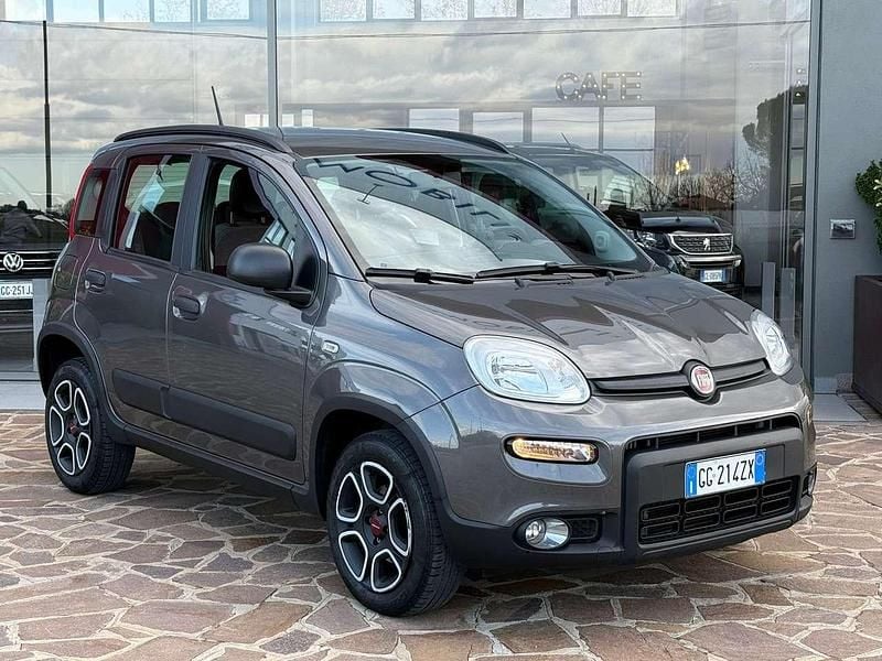 Grigio Usata 2021 Fiat Panda Cross Cross Due volumi | 11.000 € (Super prezzo) - Immagine 1/4