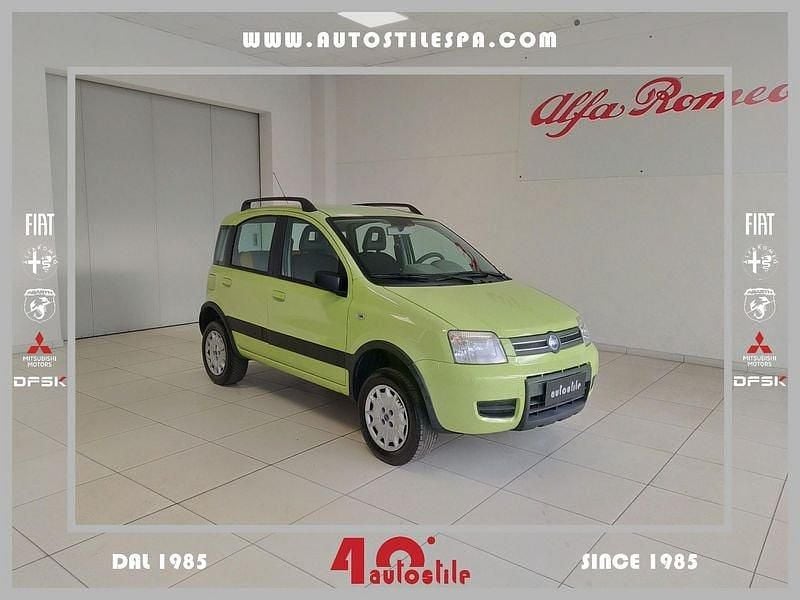 Begagnad Fiat Panda 4x4 Climbing 60 HK (44 kW) 2005 Halvkombi