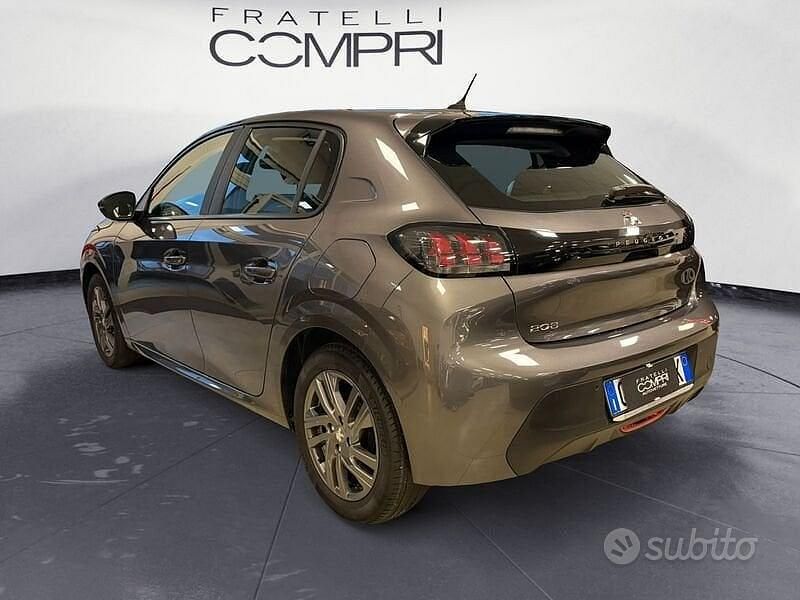 Usata Peugeot 208 Active 75 CV (55 kW) 2021 Grigio platinum Utilitaria