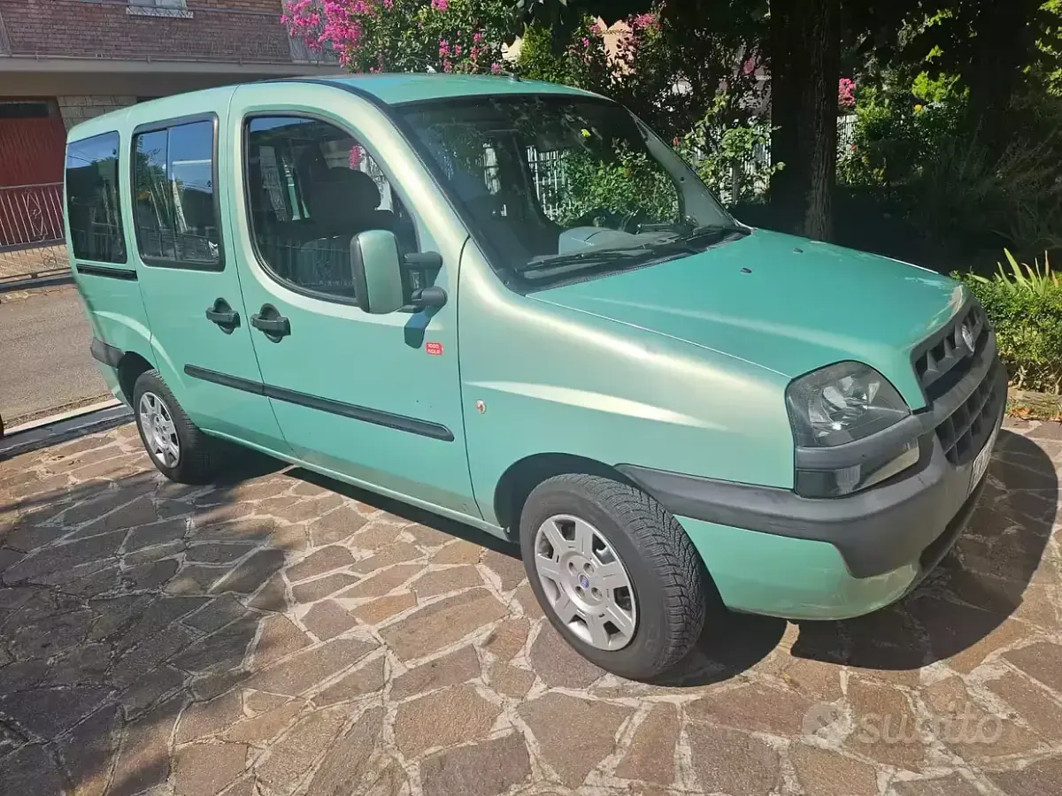 Usata Fiat Doblò 103 CV (75 kW) 2004 Verde Monovolume