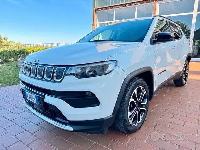Usado Jeep Compass Limited 131 CV (96 kW) 2022 Blanco SUV
