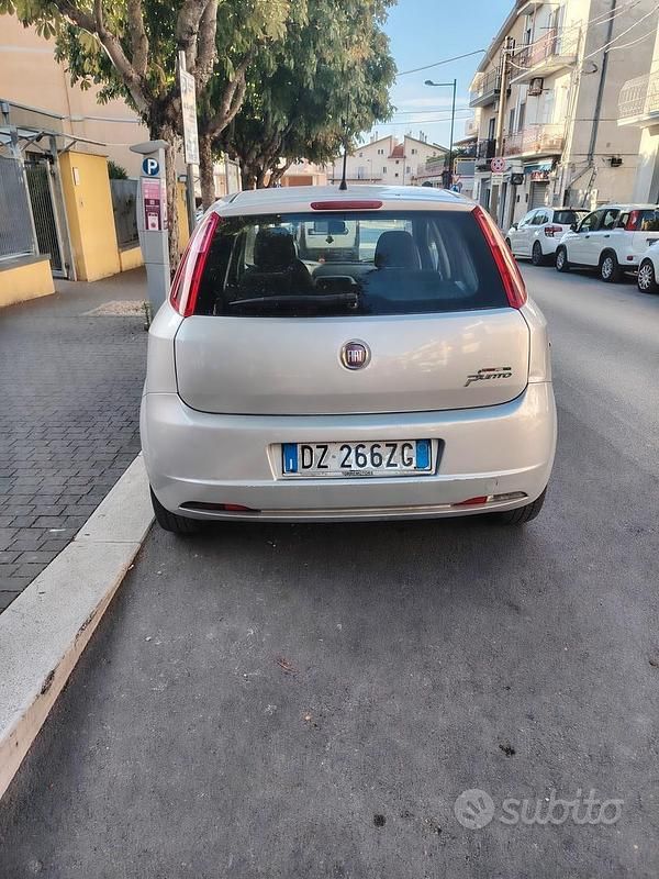 Usata Fiat Grande Punto 2010 Utilitaria