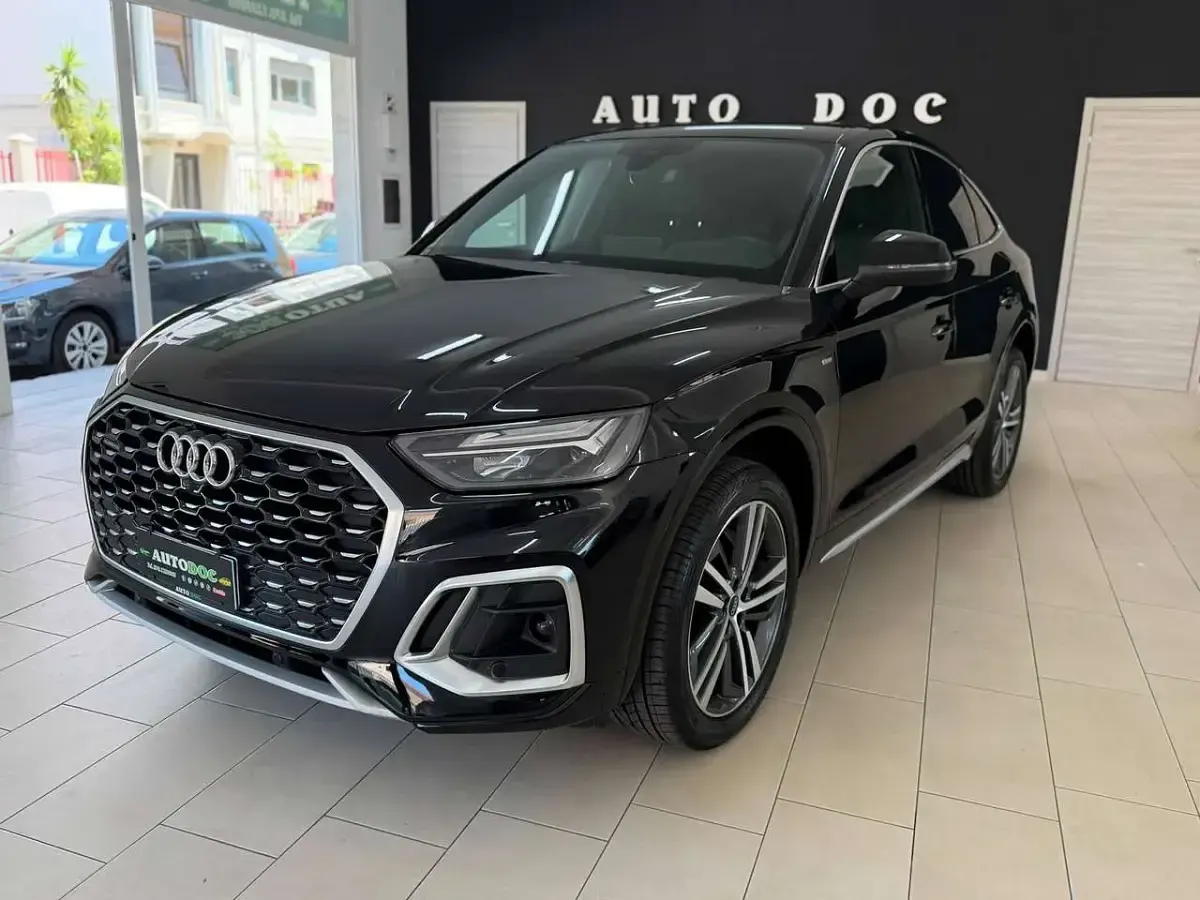 Usata Audi Q5 Sportback S-Line 204 CV (150 kW) 2022 Nero SUV