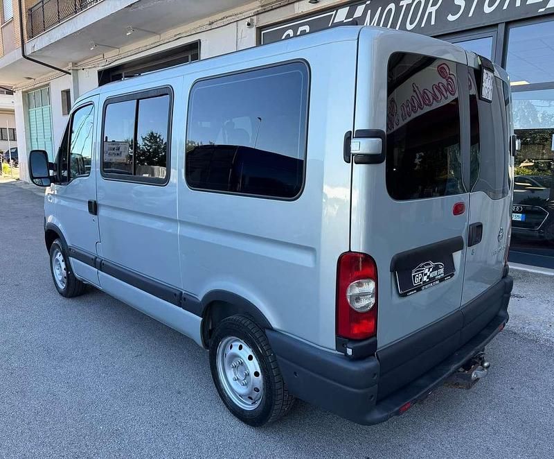 Usata Nissan Interstar 120 CV (88 kW) 2007 Grigio Furgone